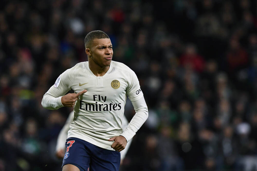 瓦科未受球队青睐，留队可能性大